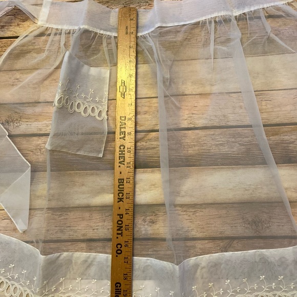 Vintage Lace & Sheer Chiffon Fancy Half Apron NWOT with Starch June Cleaver Vibe - Picture 2 of 6